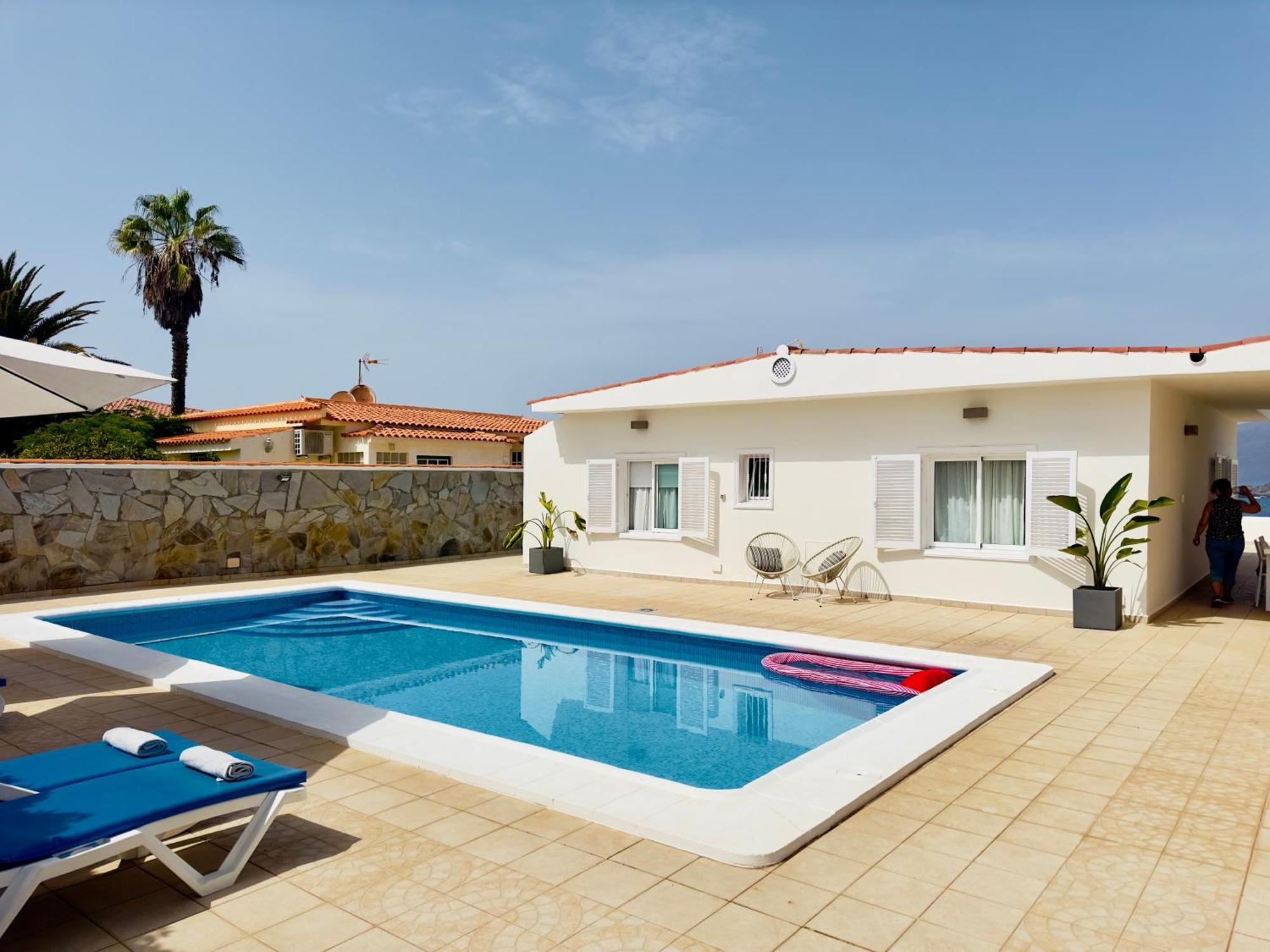 Beachfront Villa And Pool Puerto de Santiago  Eksteriør billede