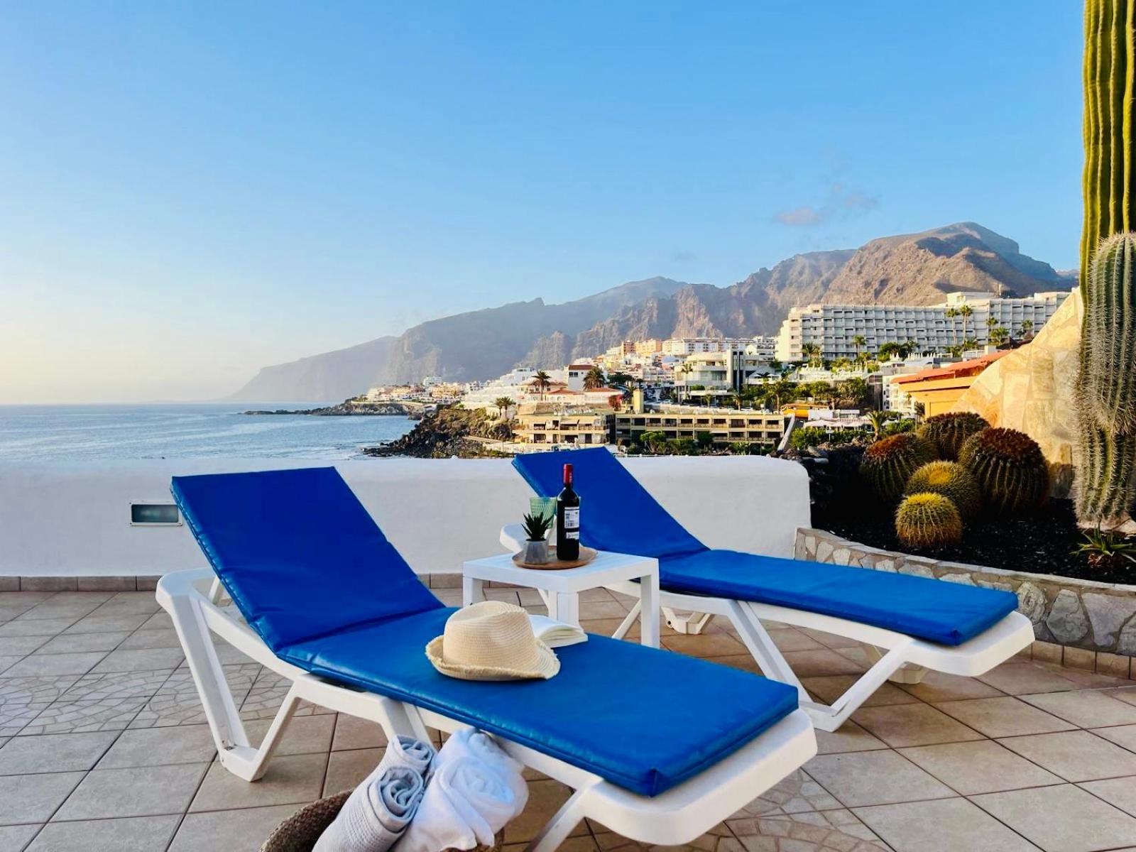 Beachfront Villa And Pool Puerto de Santiago  Eksteriør billede